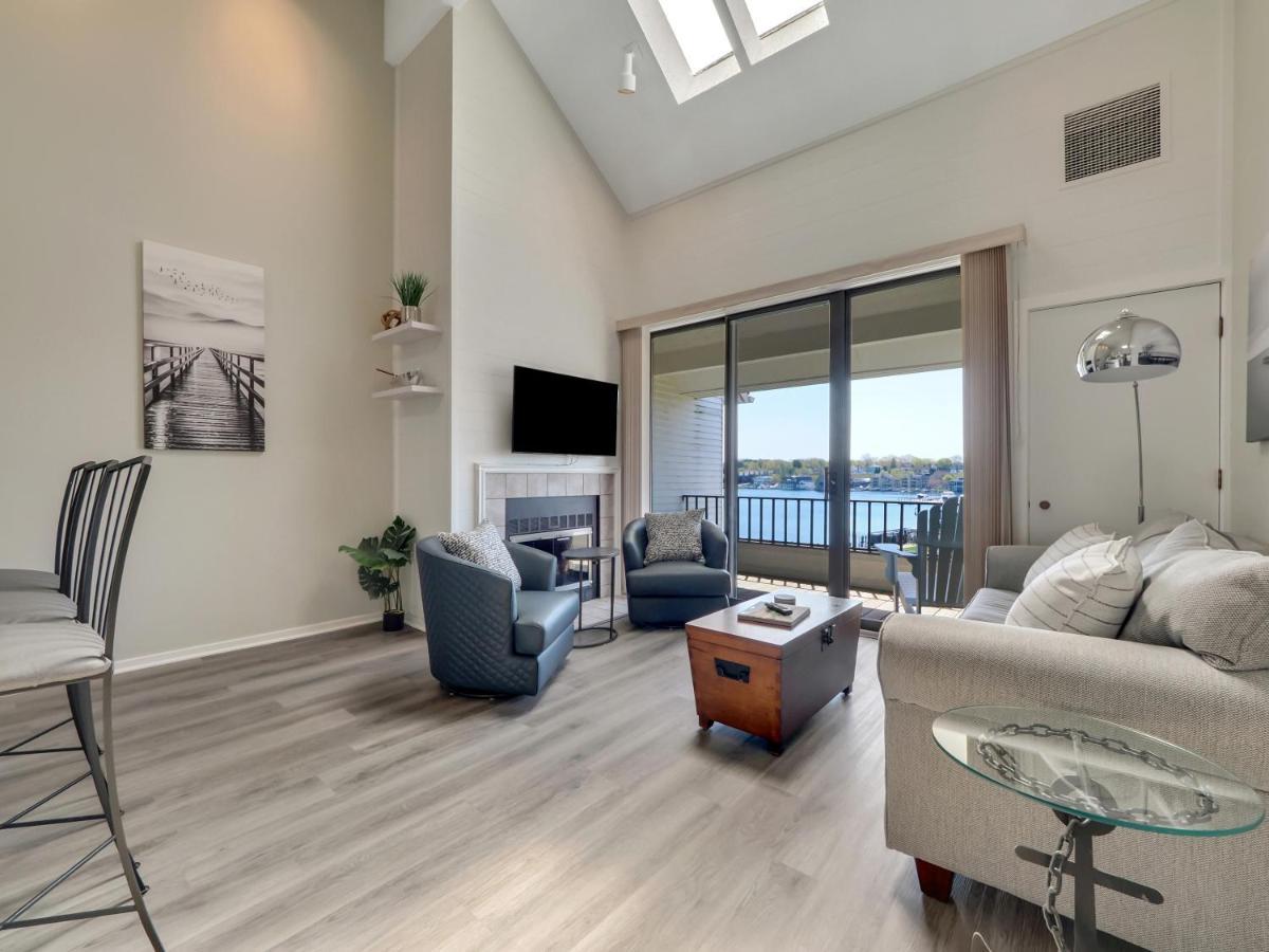 359 Edgewater Inn Charlevoix Extérieur photo
