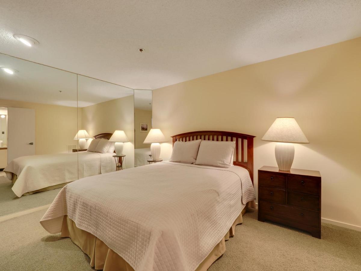 359 Edgewater Inn Charlevoix Extérieur photo