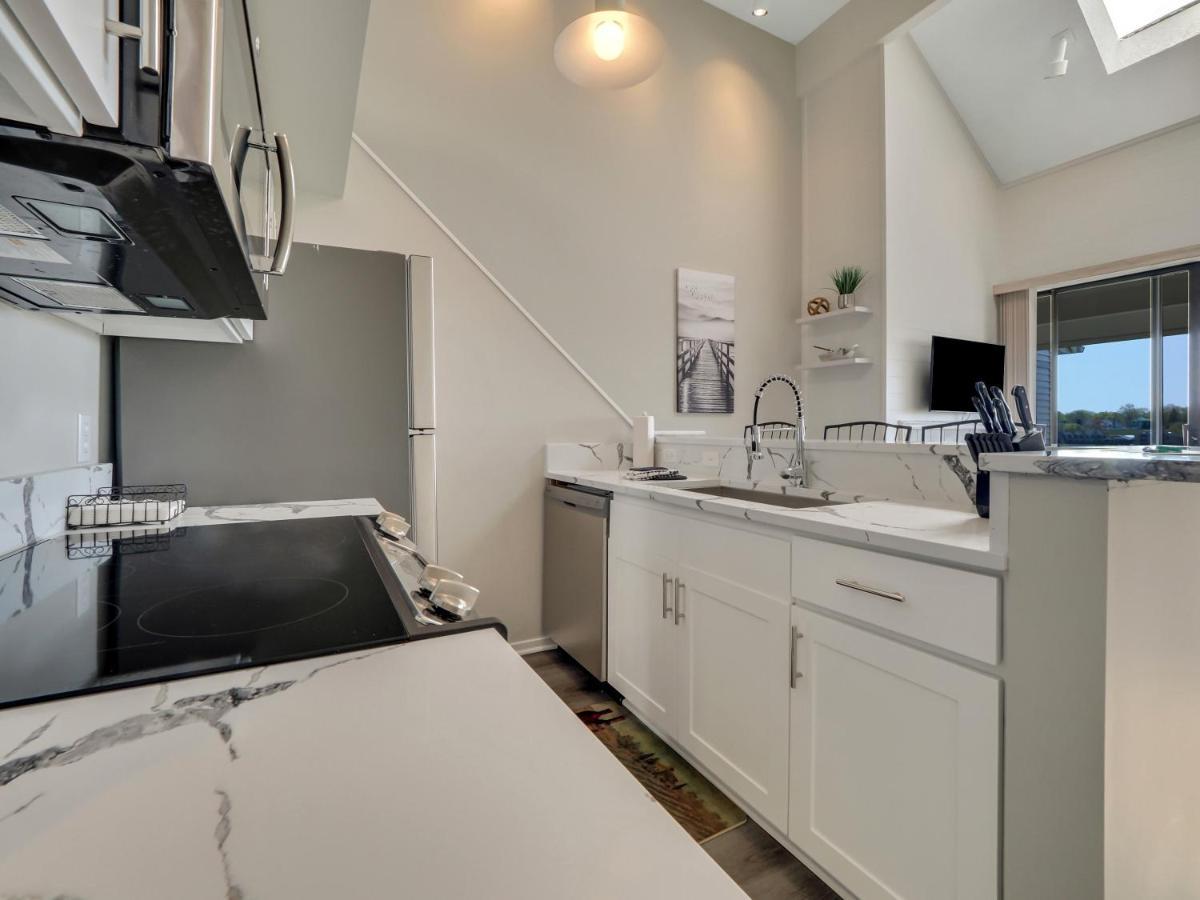 359 Edgewater Inn Charlevoix Extérieur photo